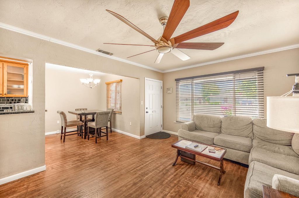 Image 7 of property listing at 1439 Gary Street, Selma, CA 93662