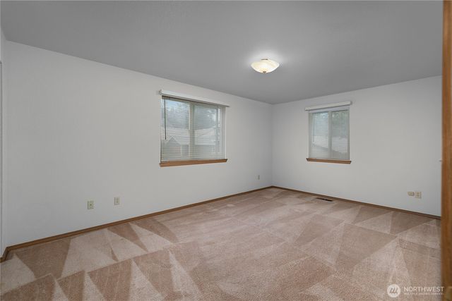 5045 Carole Drive NE, Olympia, WA 98516