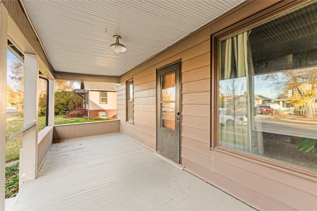 1816 8th Avenue N, Great Falls, MT 59401 photo 4