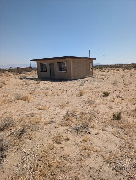 Image 1 of property listing at 56850 Bodick, Landers, CA 92285