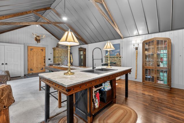 337 Monteagle Falls Rd, Monteagle, TN 37356