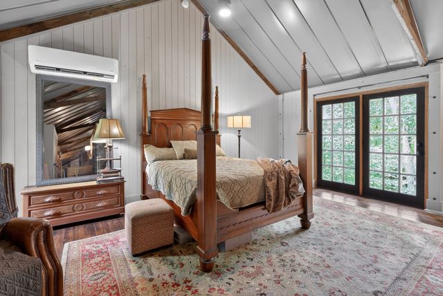 337 Monteagle Falls Rd, Monteagle, TN 37356