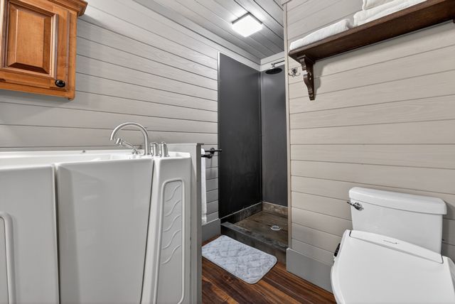 337 Monteagle Falls Rd, Monteagle, TN 37356