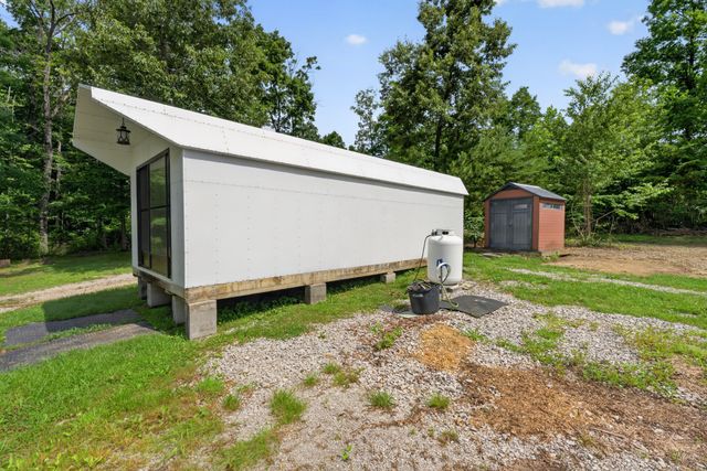 337 Monteagle Falls Rd, Monteagle, TN 37356