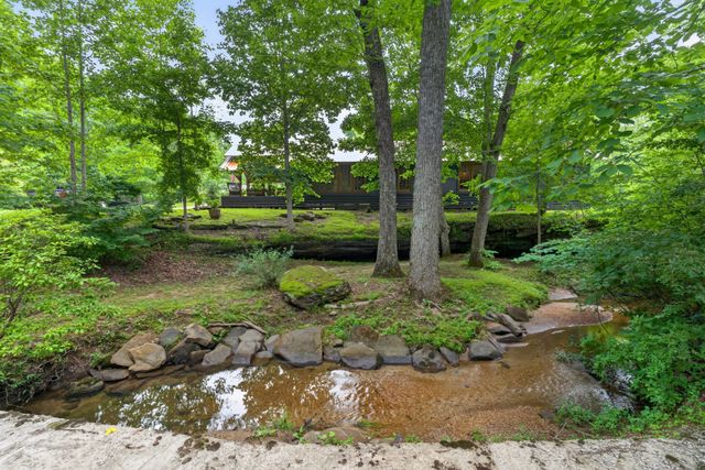 337 Monteagle Falls Rd, Monteagle, TN 37356