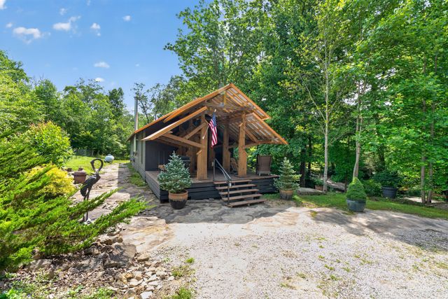 337 Monteagle Falls Rd, Monteagle, TN 37356