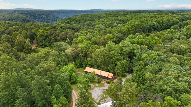337 Monteagle Falls Rd, Monteagle, TN 37356
