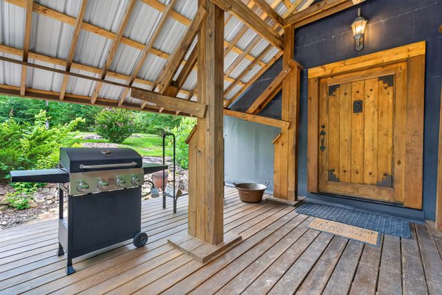337 Monteagle Falls Rd, Monteagle, TN 37356