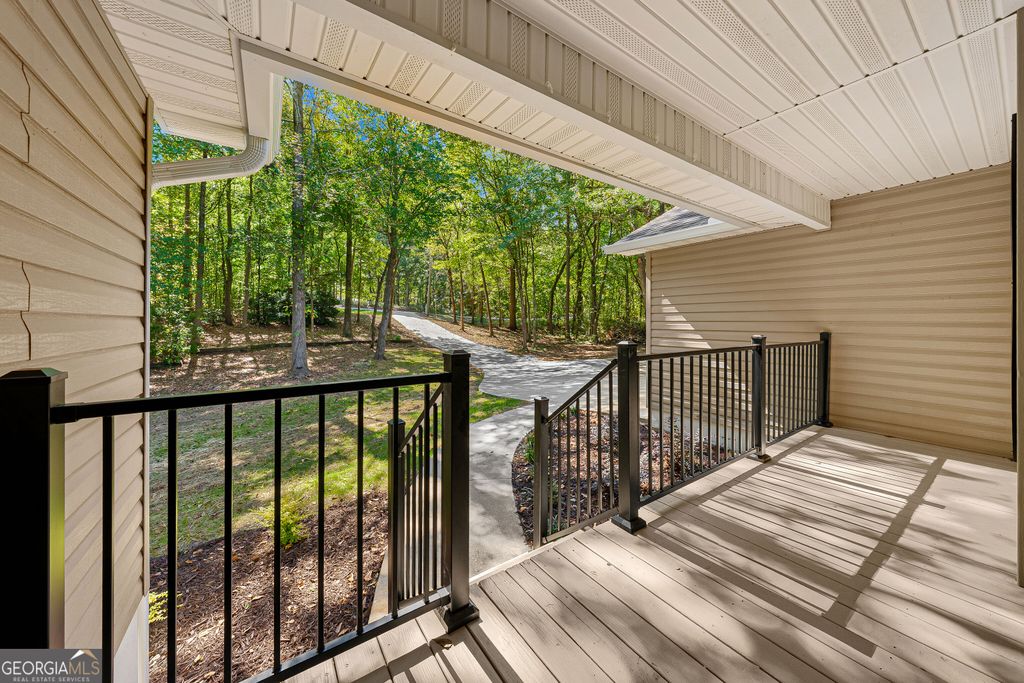 416 Greenbriar Drive, Hartwell, GA 30643 — photo 4