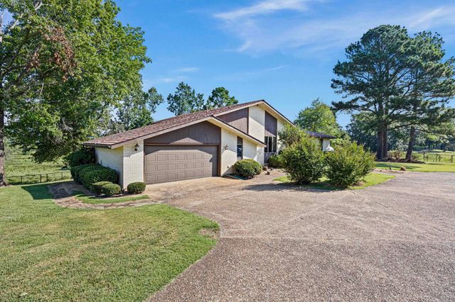 18015 E State Highway 28, Ola, AR 72853