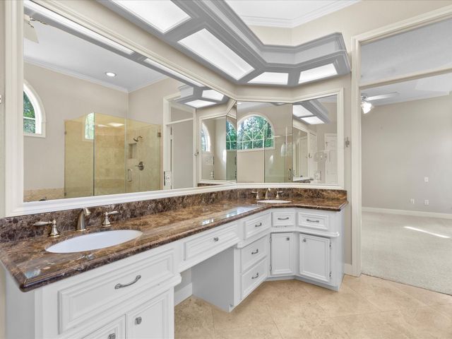 7 Wellesley Drive, Conroe, TX 77304