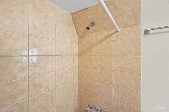 1203 Harz Cove, Perry Twp, OH 45118