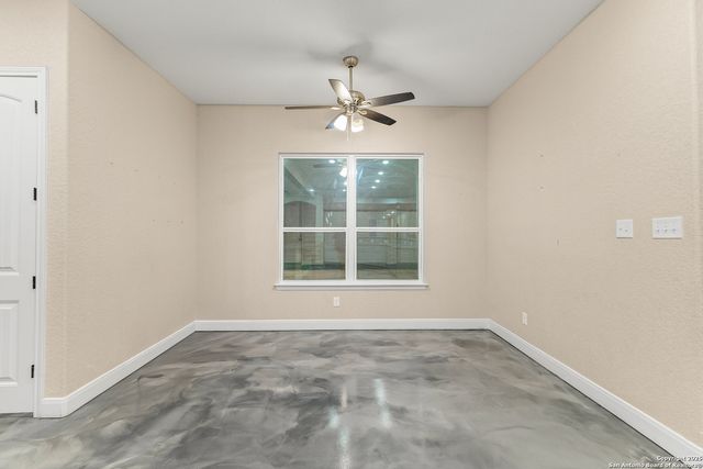 703 W Petaluma Blvd, San Antonio, TX 78221