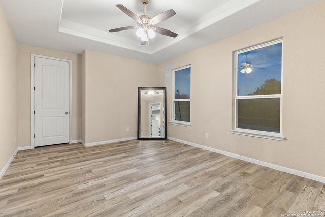 703 W Petaluma Blvd, San Antonio, TX 78221