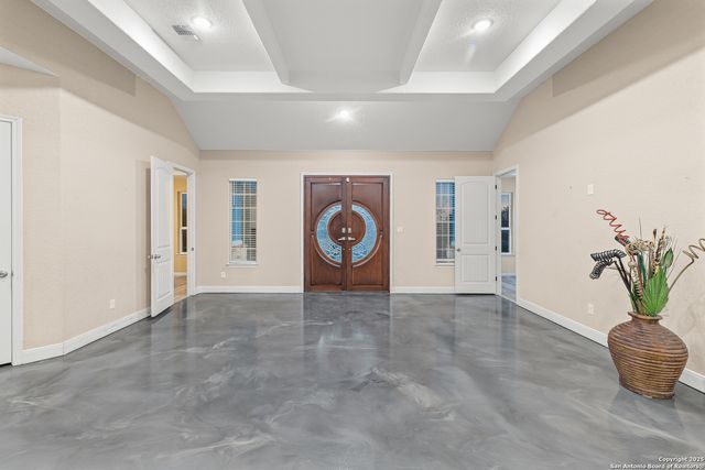 703 W Petaluma Blvd, San Antonio, TX 78221