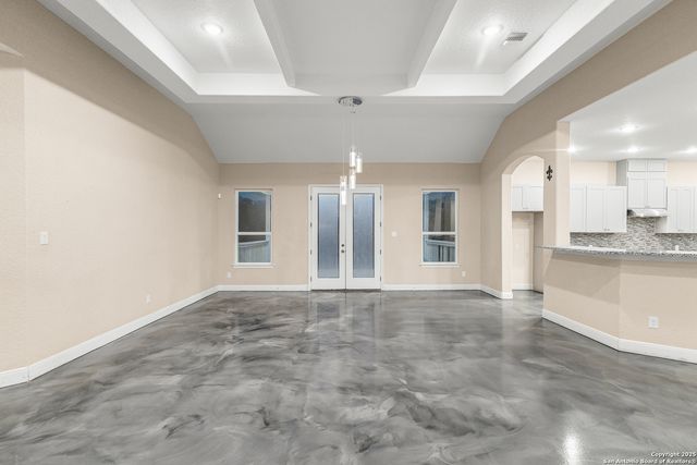 703 W Petaluma Blvd, San Antonio, TX 78221