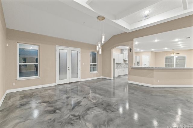 703 W Petaluma Blvd, San Antonio, TX 78221