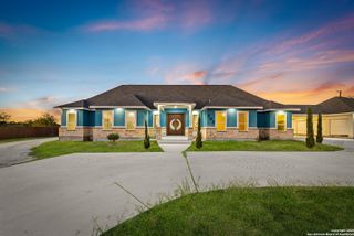 703 W Petaluma Blvd, San Antonio, TX 78221