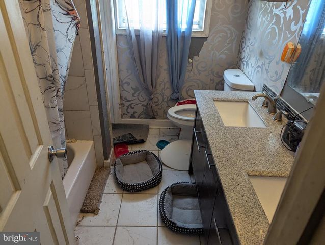 7904 MIKE SHAPIRO DR, Clinton, MD 20735
