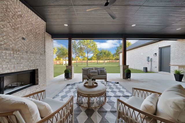 650 Gibson Road, Waxahachie, TX 75165