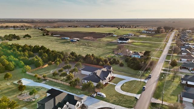 650 Gibson Road, Waxahachie, TX 75165