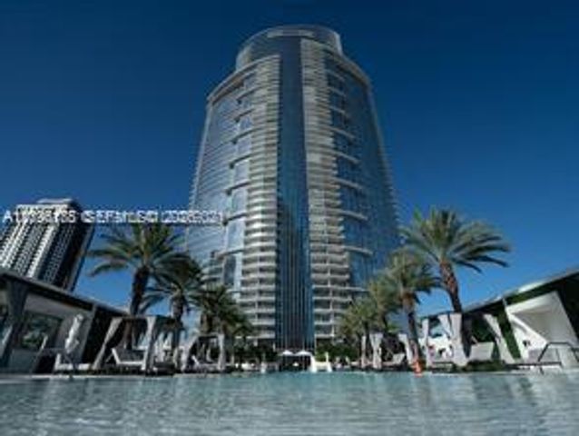 851 NE 1st Avenue 2806, Miami, FL 33132