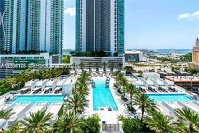 851 NE 1st Avenue 2806, Miami, FL 33132