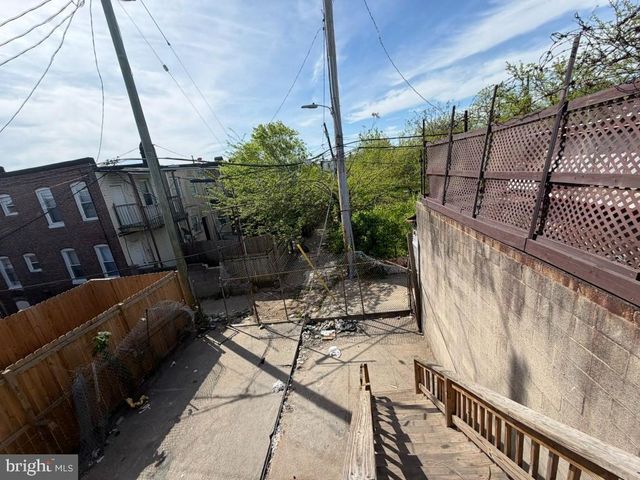 2529-2531 E MONUMENT ST, Baltimore, MD 21205