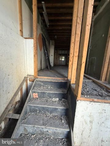 2529-2531 E MONUMENT ST, Baltimore, MD 21205