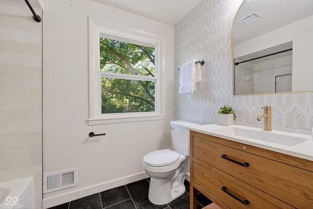 3920 E 71st, Indianapolis, IN 46220