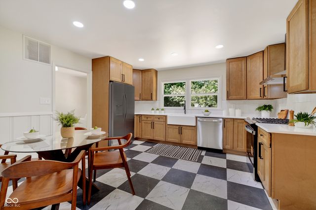 3920 E 71st, Indianapolis, IN 46220