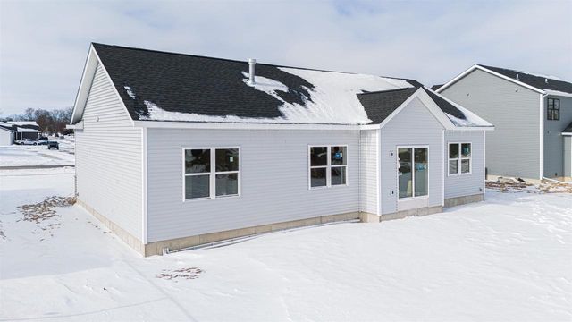 884 Red Hawk Drive, Milton, WI 53563