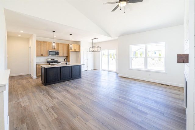 884 Red Hawk Drive, Milton, WI 53563