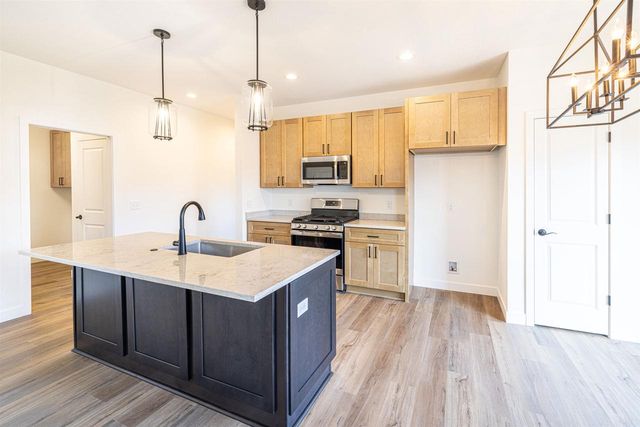 884 Red Hawk Drive, Milton, WI 53563