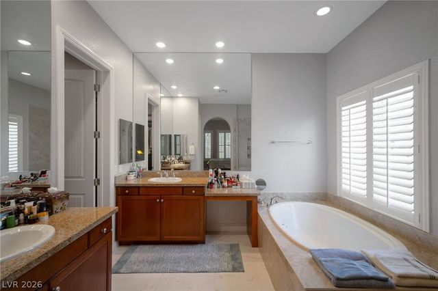 7856 Via Mazarron Street, Las Vegas, NV 89123