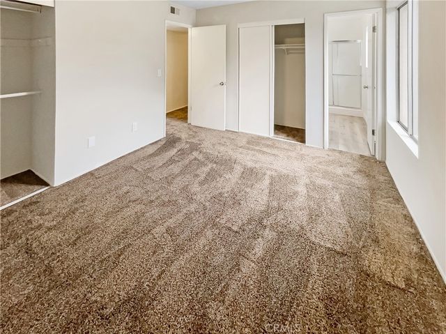 700 W La Veta, Orange, CA 92868