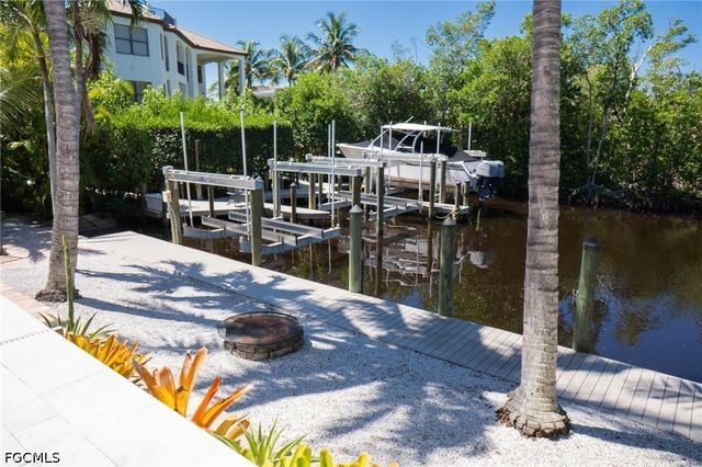 15460 Catalpa Cove LN, Fort Myers, FL 33908