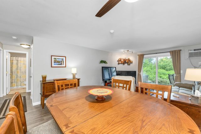 53 Evergreens Dr Apt 3, Laconia, NH 03246