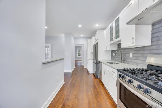 577 Lowell Street, Westbury, NY 11590
