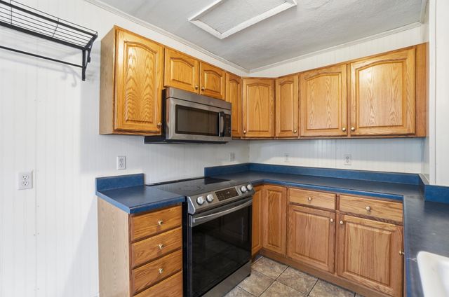 818 Brookwood Drive 818 Brookwood Drive, Bellefontaine, OH 43311