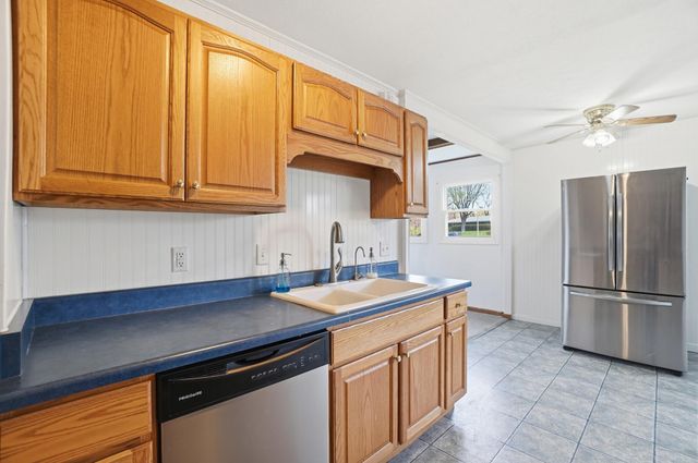 818 Brookwood Drive 818 Brookwood Drive, Bellefontaine, OH 43311