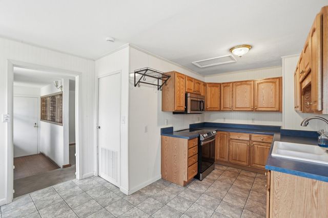 818 Brookwood Drive 818 Brookwood Drive, Bellefontaine, OH 43311