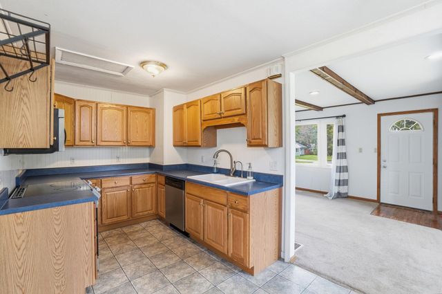 818 Brookwood Drive 818 Brookwood Drive, Bellefontaine, OH 43311