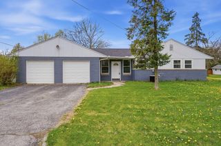 818 Brookwood Drive 818 Brookwood Drive, Bellefontaine, OH 43311