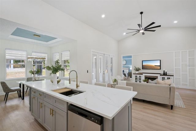 1965 SHEELER AVENUE, Apopka, FL 32703