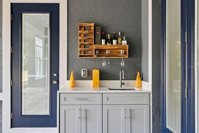 1965 SHEELER AVENUE, Apopka, FL 32703