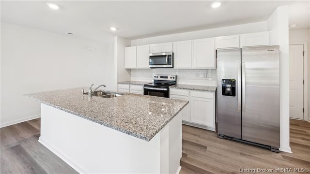 3495 Noah Trail, Jeffersonville, IN 47130