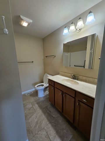 13125 Lockney Court, Evansville, IN 47725