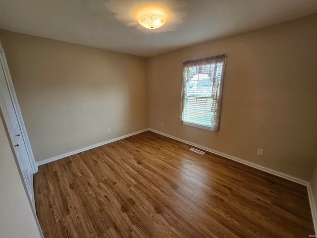 13125 Lockney Court, Evansville, IN 47725