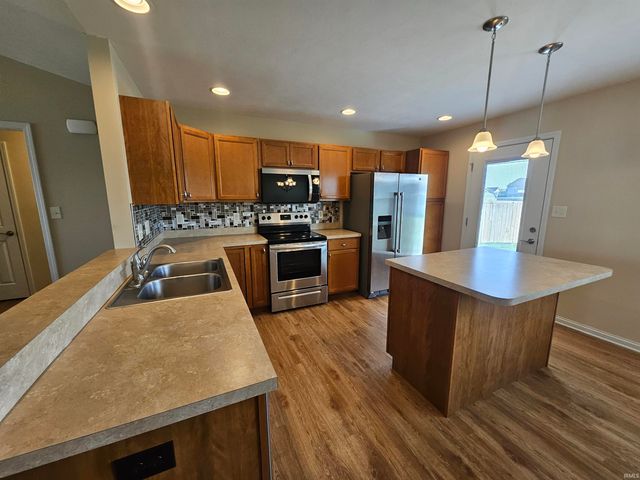 13125 Lockney Court, Evansville, IN 47725